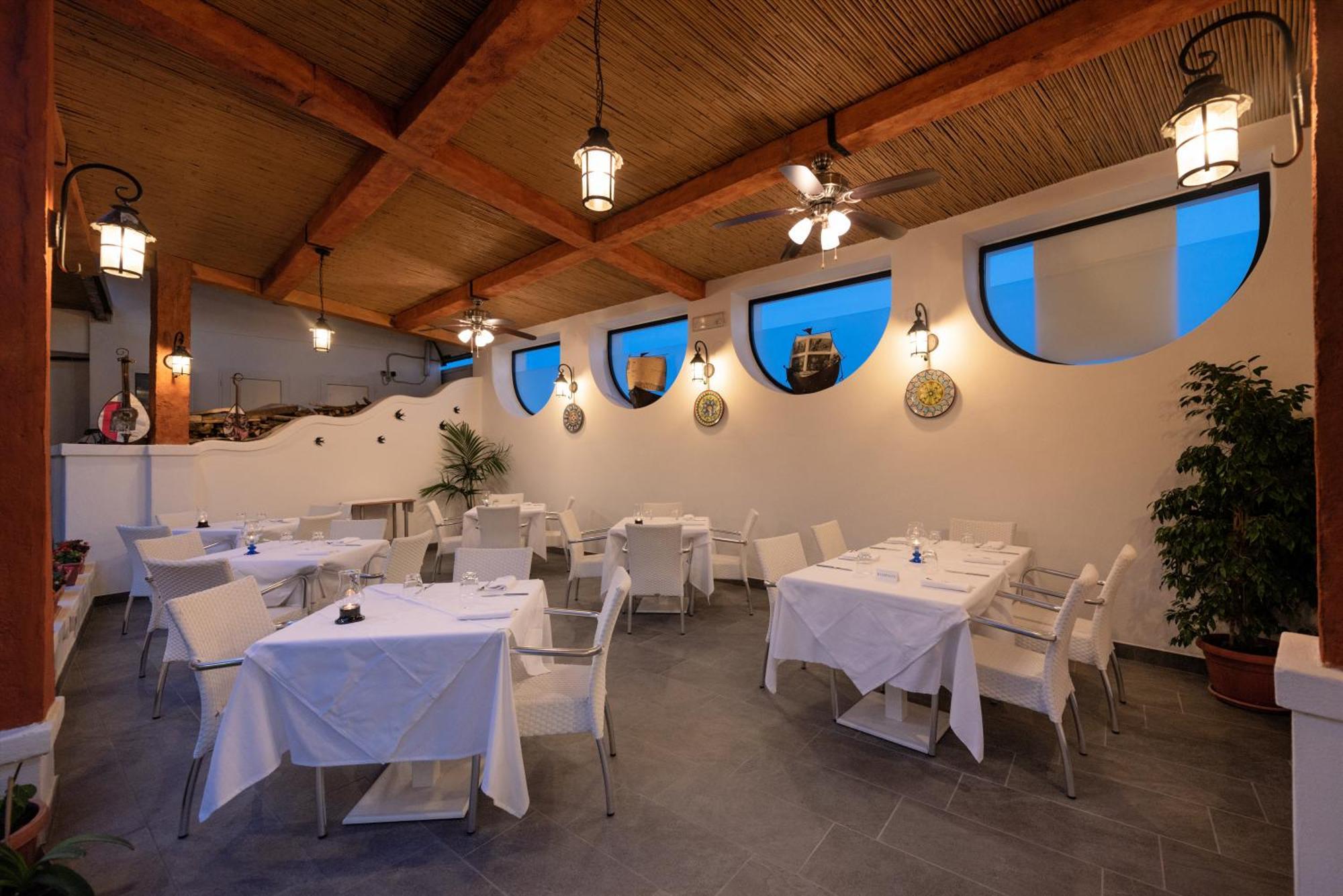 Hotel Villa Sirena Sant'Angelo  Экстерьер фото