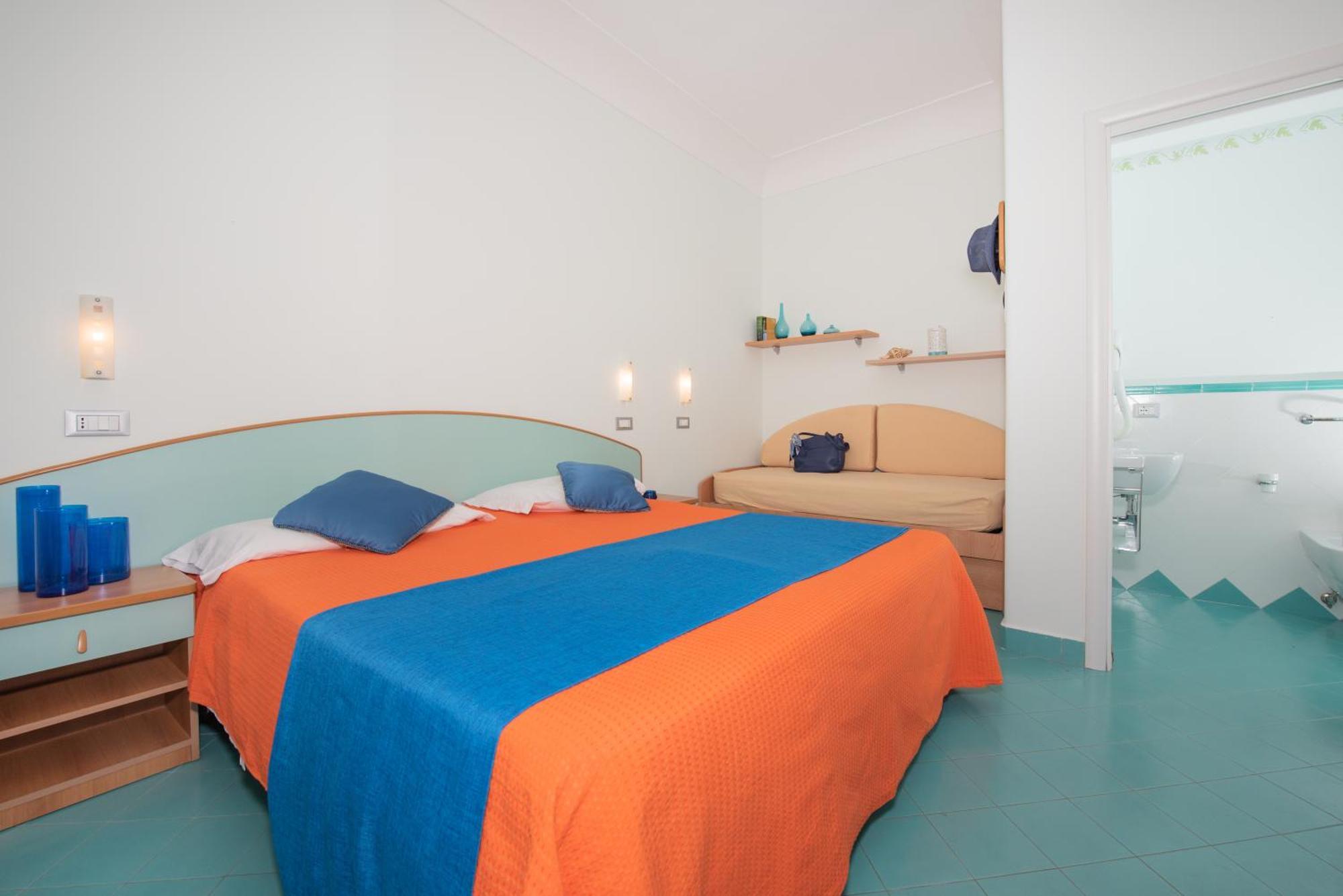 Hotel Villa Sirena Sant'Angelo  Экстерьер фото
